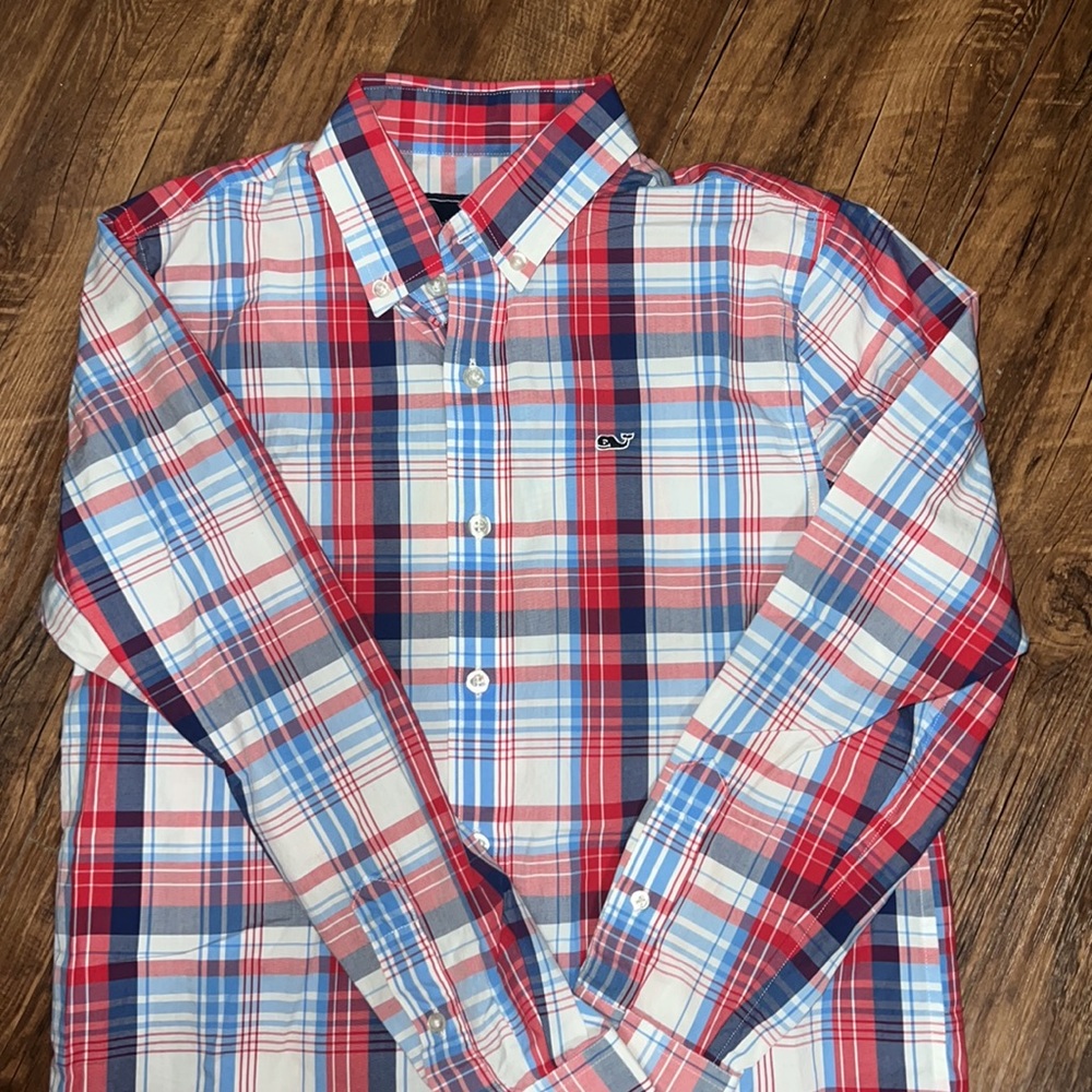Boy’s Vineyard Vines Button Down, size M - Picture 2 of 4